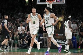 开云注册-波士顿凯尔特人内部会议纪要流出：转会期内部沟通，NBA常规赛使命明确，年轻球员获得机会的简单介绍