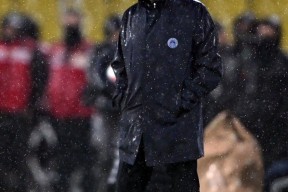 费城76人队为什么叫76人