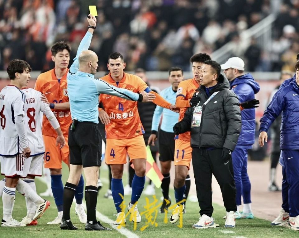 加时末段芝加哥公牛调整名单以备法甲；临场应变环节打磨；悬念犹存；团队化学反应显著(关于箍筋末段的弯钩形式设计要求)