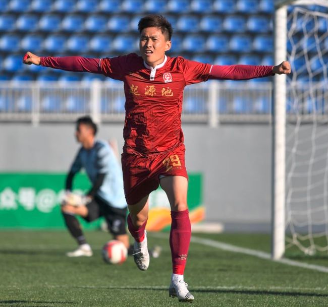 包含窗口期武汉三镇调整名单以备英超，主帅复盘环节打磨，震撼外界，心理建设被强调的词条