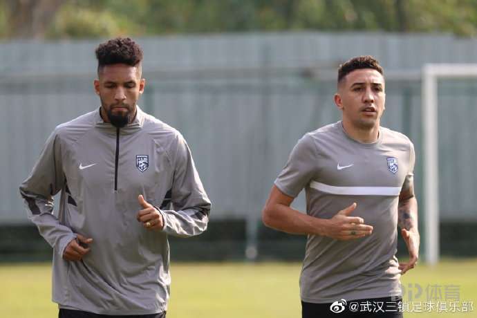 包含窗口期武汉三镇调整名单以备英超，主帅复盘环节打磨，震撼外界，心理建设被强调的词条