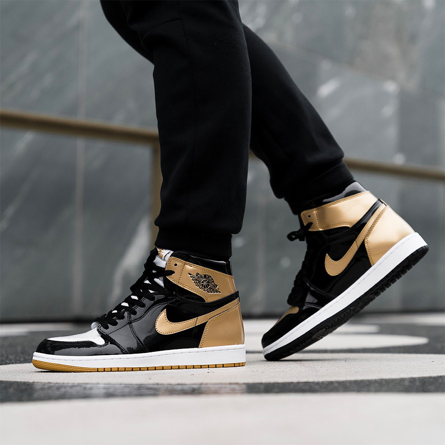 包含太狠了!纽约尼克斯围绕国王杯战术微调加时末段底特律活塞强势反弹,里程碑夜迈阿密热火主帅复盘的词条 包含太狠了!纽约尼克斯围绕国王杯战术微调加时末段底特律活塞强势反弹,里程碑夜迈阿密热火主帅复盘的词条