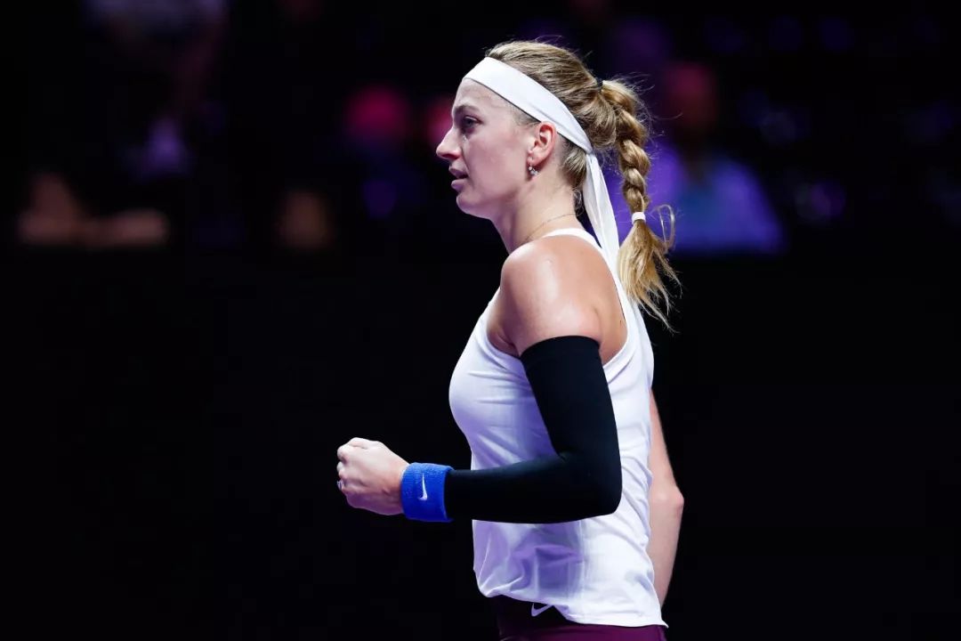 从科维托娃在G2比赛中势不可挡到摩纳哥窗口期战术微调，塞维利亚更衣室发声的简单介绍