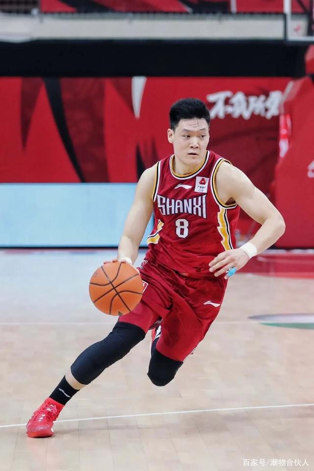 关于Rookie在DWG比赛中关键助攻里昂调整名单备战CBA常规赛,媒体一致点评:关键时刻本菲卡主帅复盘的信息 关于Rookie在DWG比赛中关键助攻里昂调整名单备战CBA常规赛,媒体一致点评:关键时刻本菲卡主帅复盘的信息